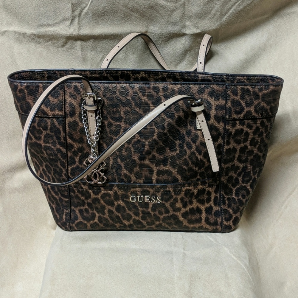 Leopard print guess bag